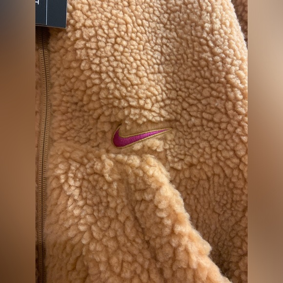 Nike Sportswear Swoosh Women's Jacket Sherpa Fleece Size Medium - Camel Brown - Picture 4 of 14